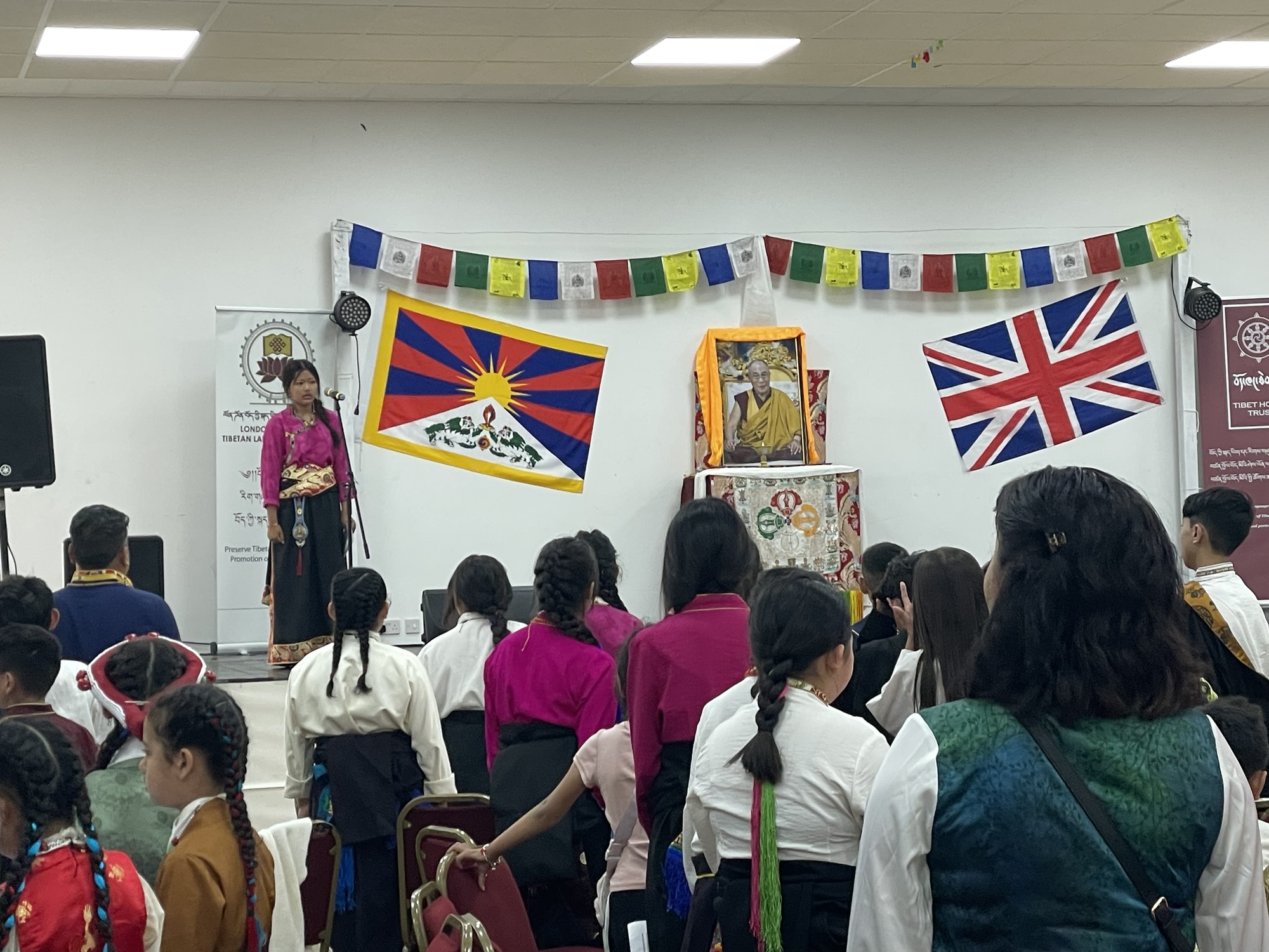 Sikyong Penpa Tsering Engages with Tibetan Community in the UK during Official Visit